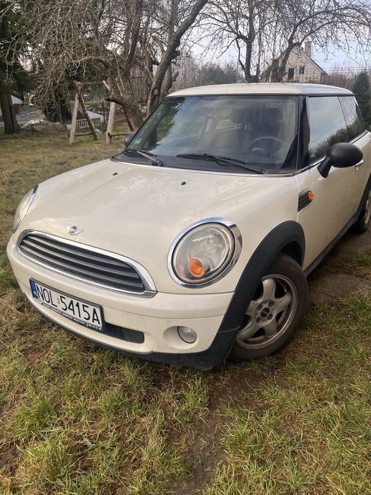 Mini one. 1.4 benz.