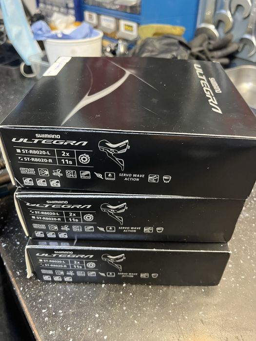 Manete Shimano Ultegra 8020 11v (disco)