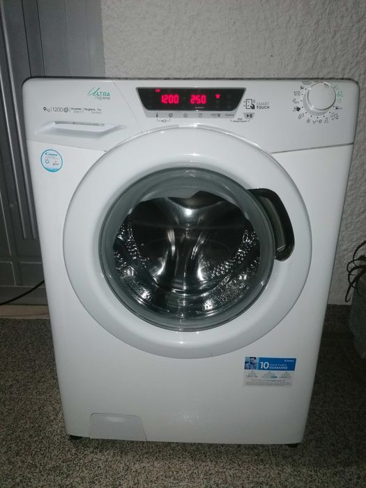 Máquina de lavar roupa Candy 9Kg