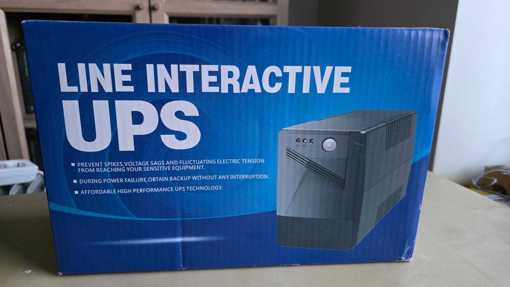UPS Avizio 1000VA/600W
