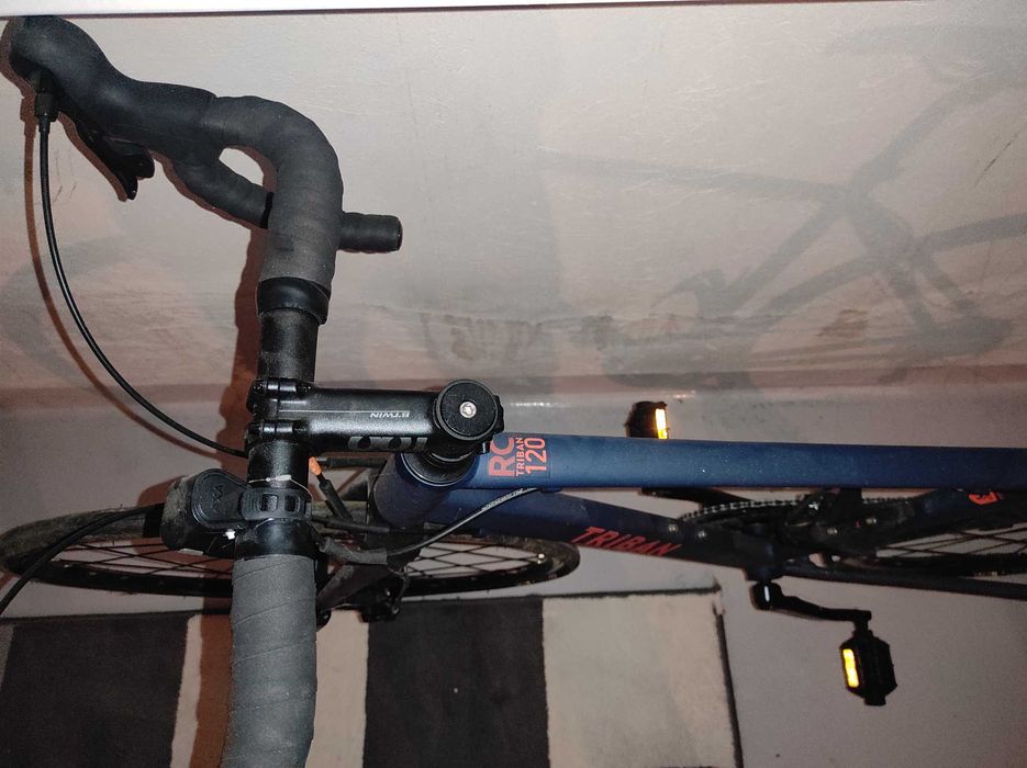 Rower szosowy Triban RC120