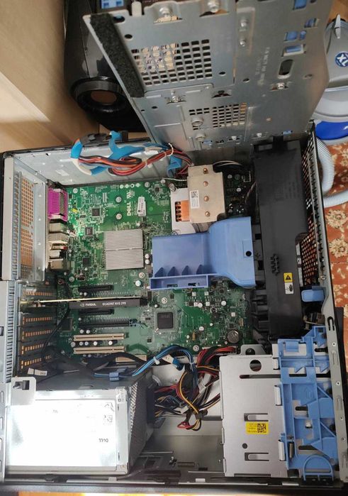 Sprzedam - komputer PC stacja robocza Dell Precision T3500 po leasingu