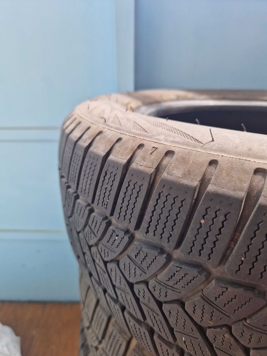 Opony zimowe 185/65 R15, Firestone Winterhawk 3 komplet