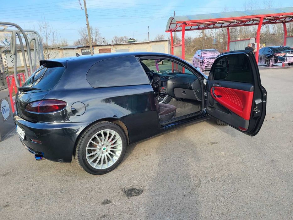 Alfa Romeo 1.6 бенз 2007