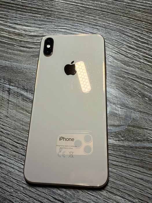 iPhone XS MAX 64Gb