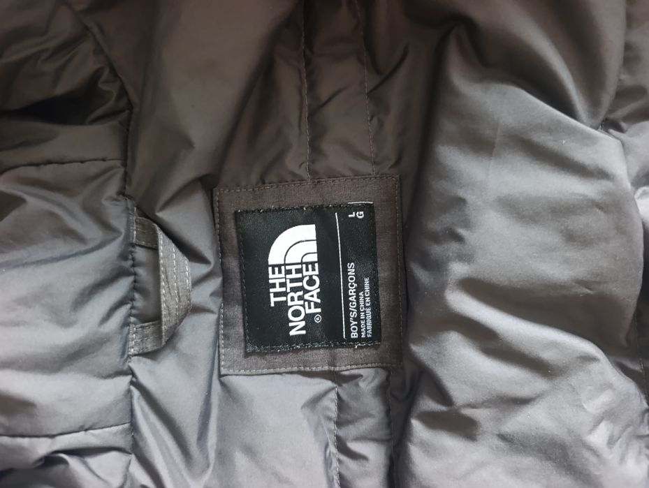 Зимова куртка-бомбер The North Face з хутром