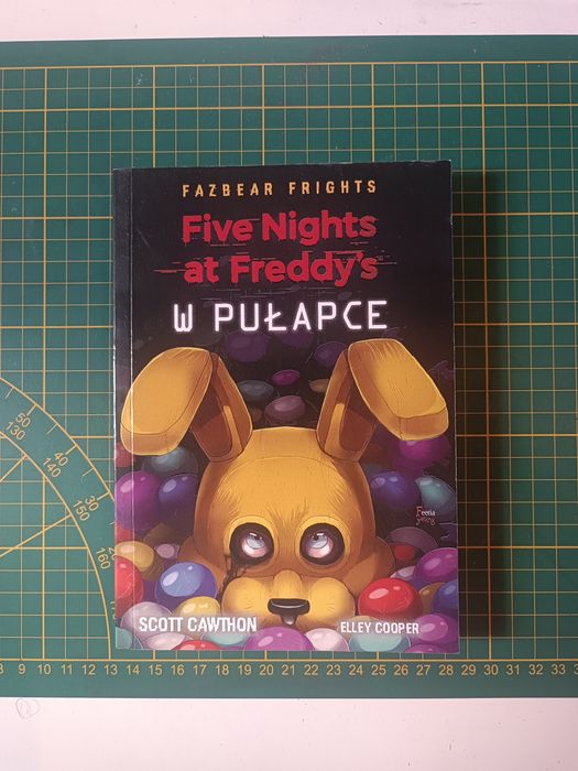 Five nights at Freddy's W Pułapce - Scott Cawthon & Elley Cooper