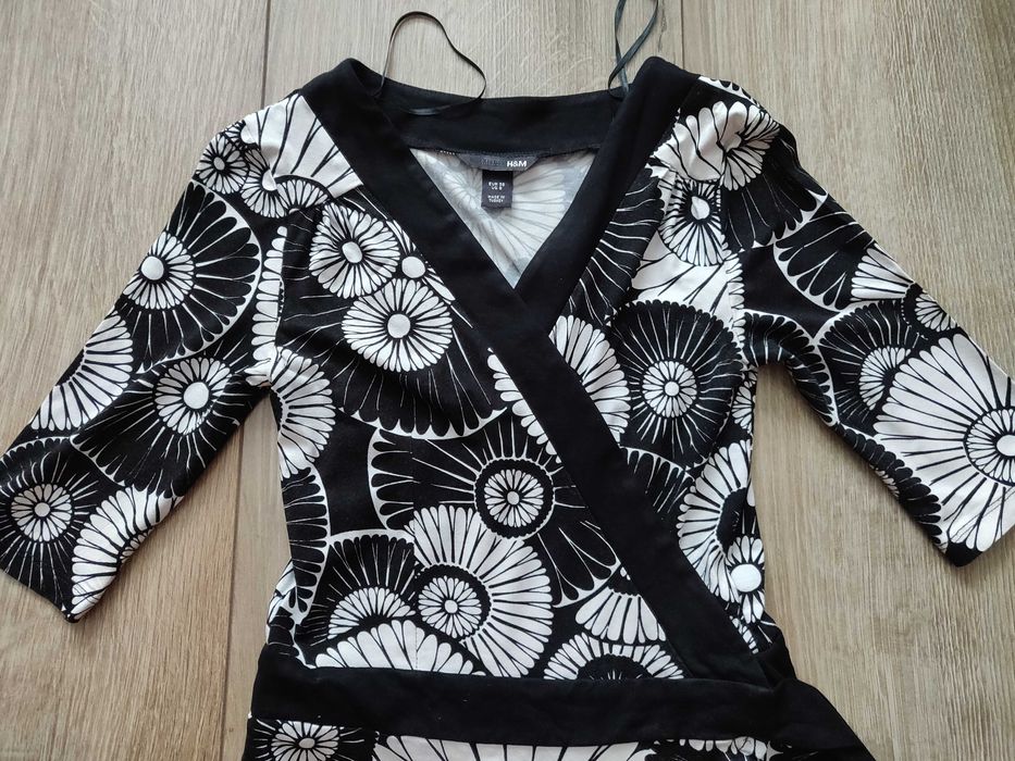 Халат платье H&M (Turkey) EUR 38 US 8 для девочки, цветочный принт