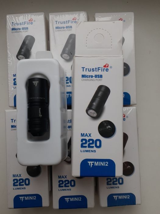 Брелок лixtapиk trustFire