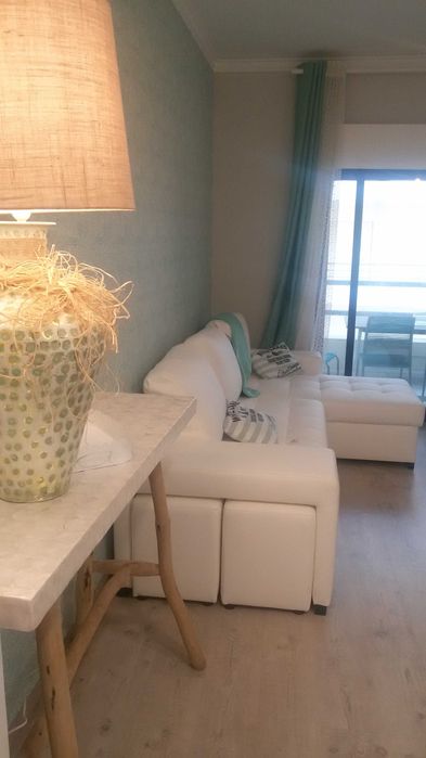 CONDOMÍNIO PRIVADO-PISCINA FRENTE PRAIA