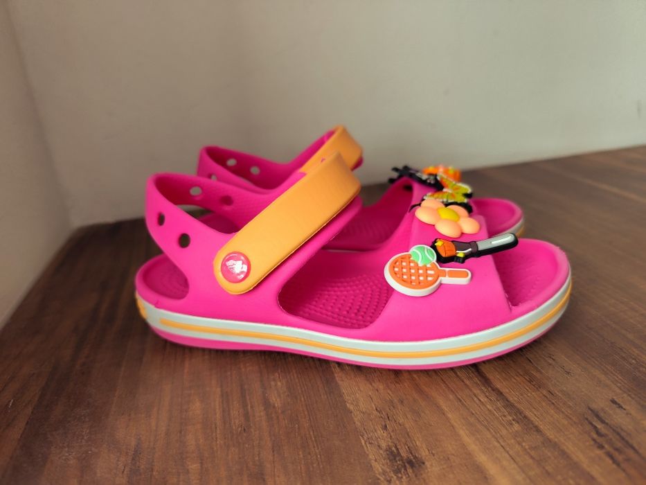 Crocs C12 29 30 lekkie sandały do wody plaża basen przypinki Harry Pot