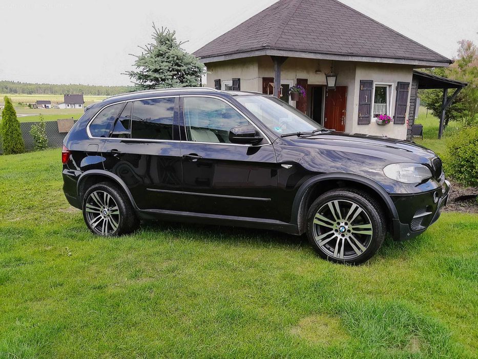 BMW X5 w dobrym stanie drugi komplet kół