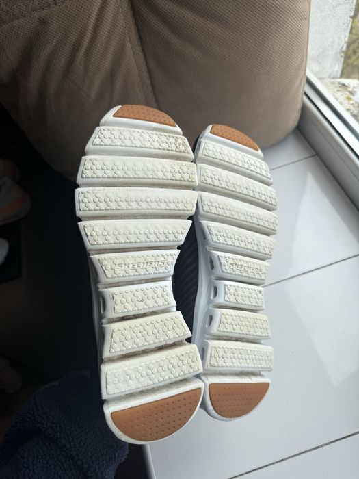 Кросівки Sketchers Slip-INS 42/27 cm