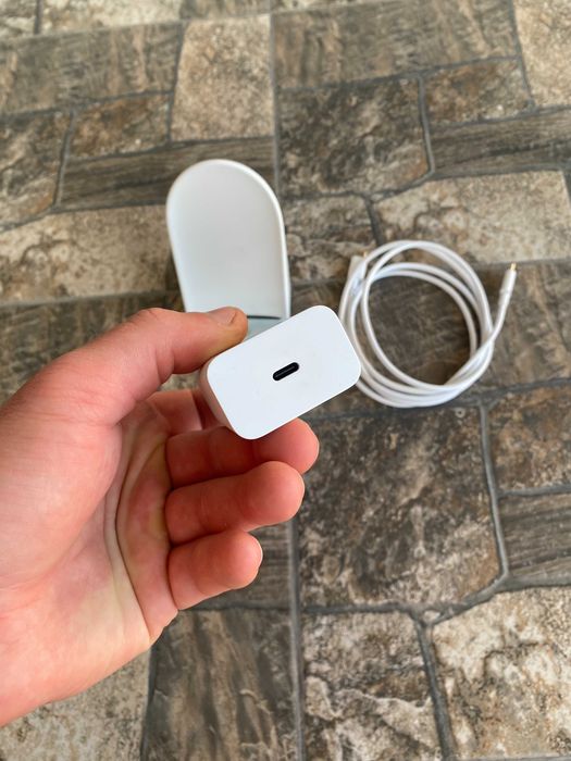 Безпровідна зарядка Google Pixel Stand 2-го покоління GA03002-US G5SPY