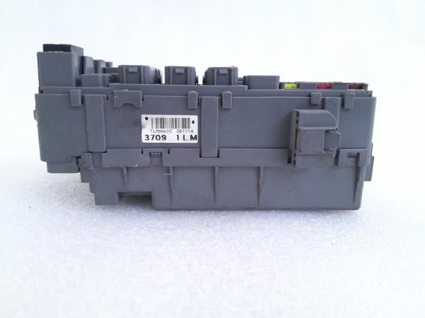 Caixa fusíveis / SAM / BSI HONDA CR-V III (RE_)