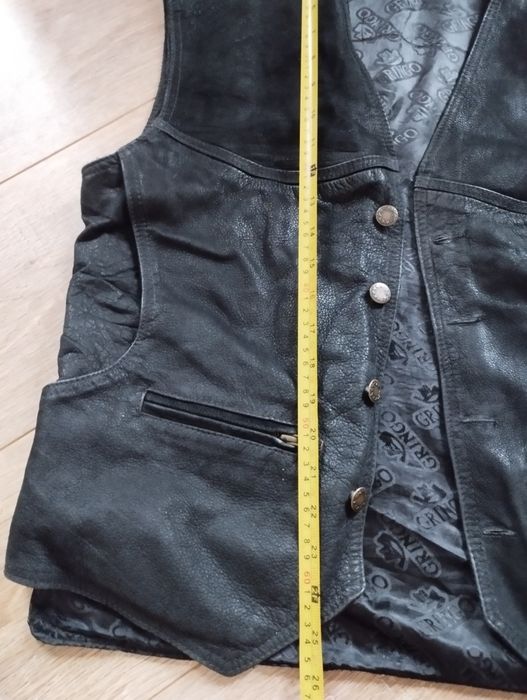 Жилетка чоловіча шкіряна