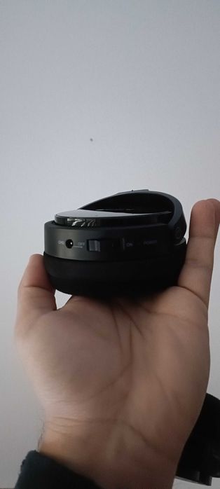 Auscultadores Wireless SONY MDR-RF811RK (On Ear - Preto)