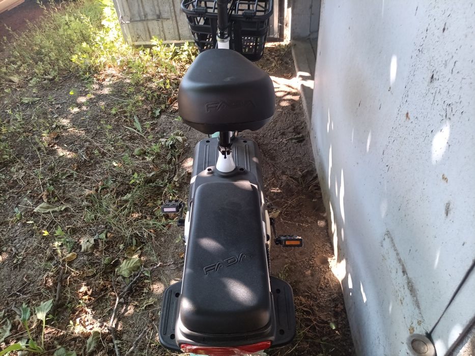 Мініелектроскутер