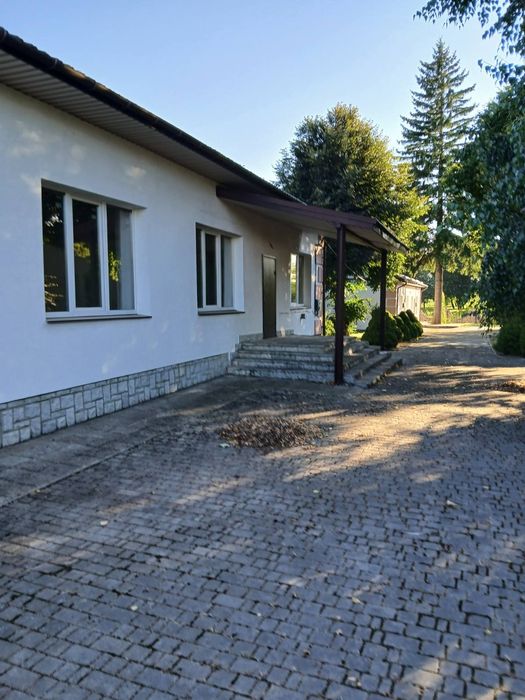 )( Продаж два окремі будинки