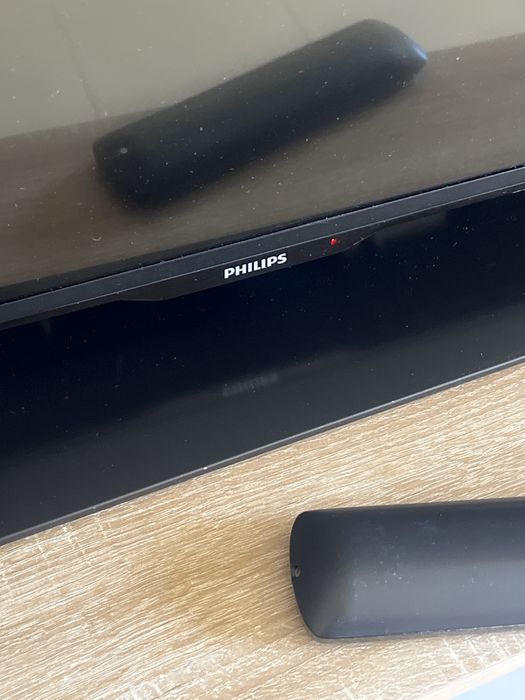 TV Philips LED – 36” (90 cm) – Excelente estado