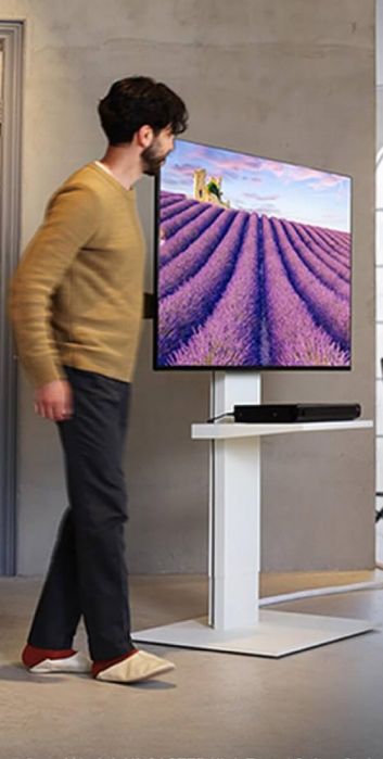 WALL V2 Caster High Type | Minimalistyczny mobilny stojak na TV 32–60’