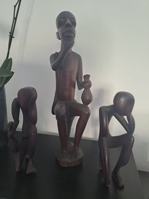 Estatuetas africanas
