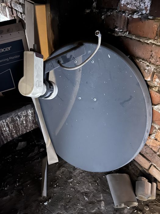 Antena duża satelitarna