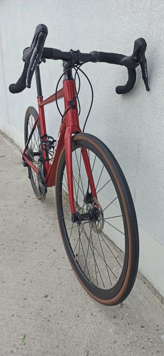 CUBE ATTAIN SL DISC, SHIMANO (hydraulika/sztywne osie), Rozmiar 56