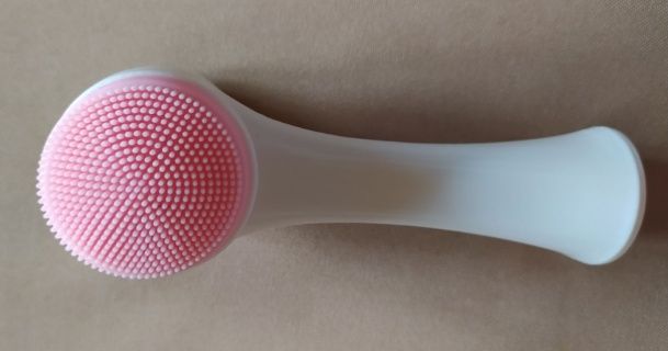 Массажёр щётка для умывания и массажа лица