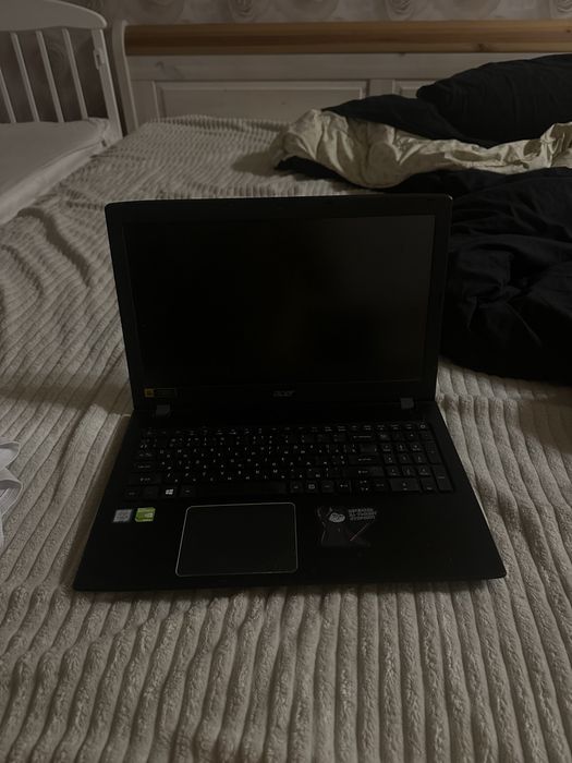 Ноутбук Acer Aspire E5-575G-51L3