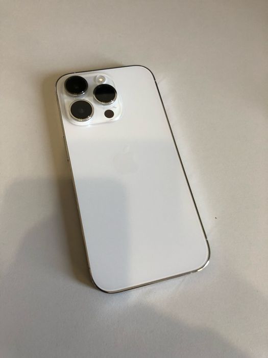 iPhone 14 Pro Silver