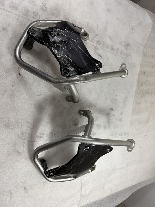 GMOL Osłona STELAŻ BMW R 1300 GS KA1 22-24 U-11 5B3FDA7-02 Gmole