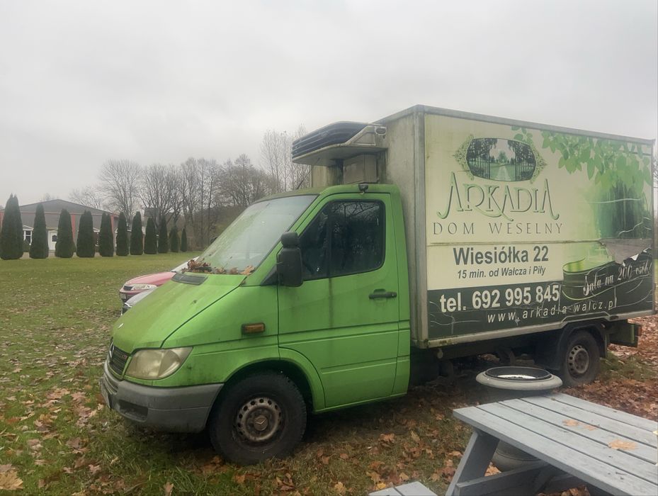 Sprzedsm samochód chłodnia merc 313 CDI 2005 rok