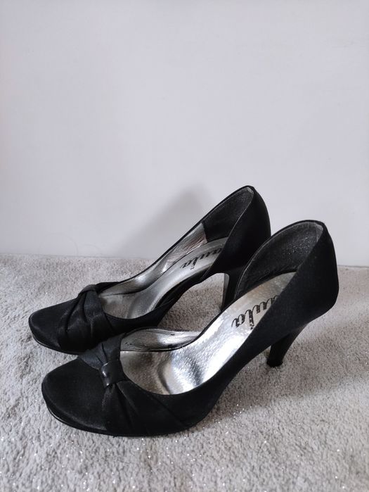 Szpilki, czółenka, półbuty Paula r. 37