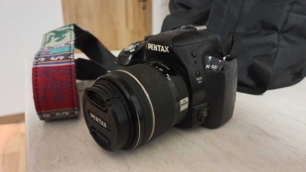 Aparat Lustrzanka Pentax K-50 + obiektyw 18-55