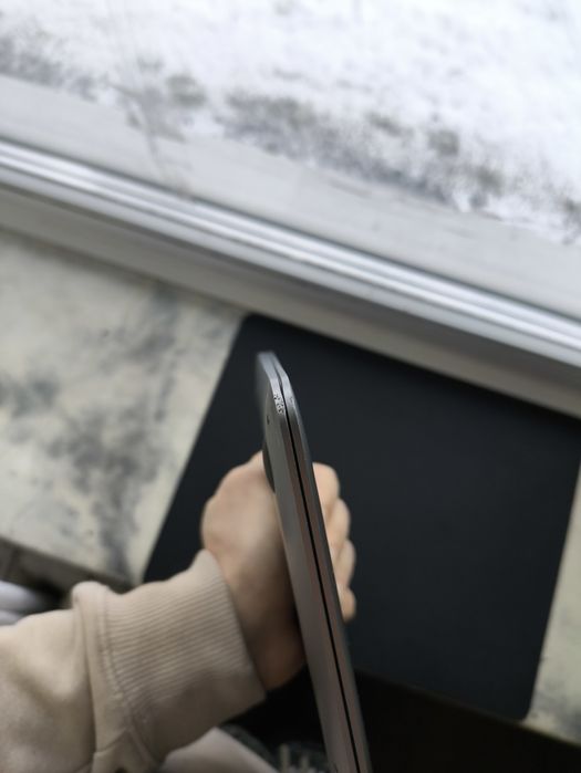 MacBook air 2018  8gb 256gb