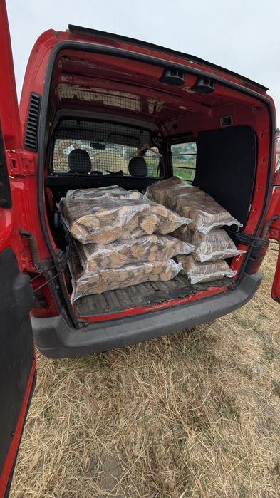 Lenha  Saco +/- 20kgs (seca)