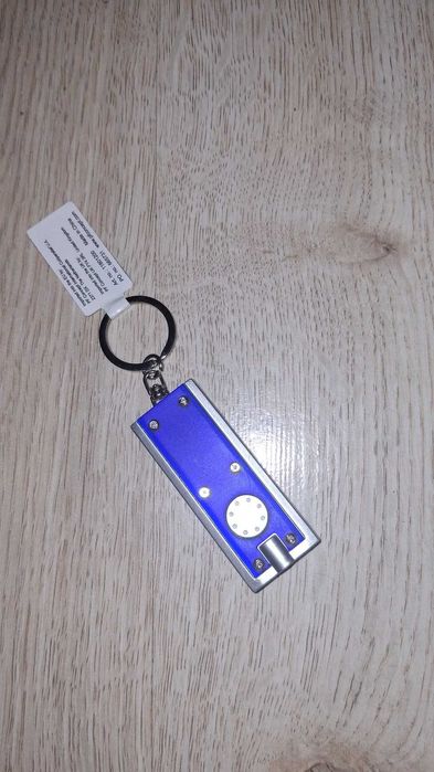 Breloczek z latarką