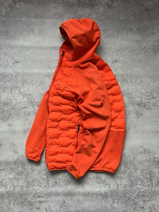 Л(size) Куртка Peak Performance Hybrid Hood гібритна