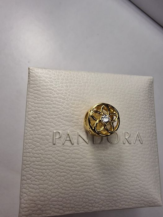 Charms do bransoletki