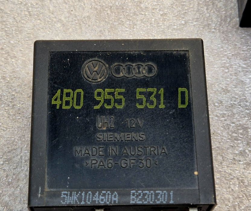Przekaźnik Wycieraczek Siemens Audi ⁠A6 ⁠C5 VW ⁠Passat ⁠B5 4B0955531D