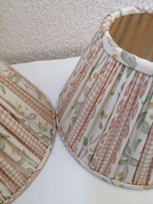 Abajoures novos (conjunto de 2)