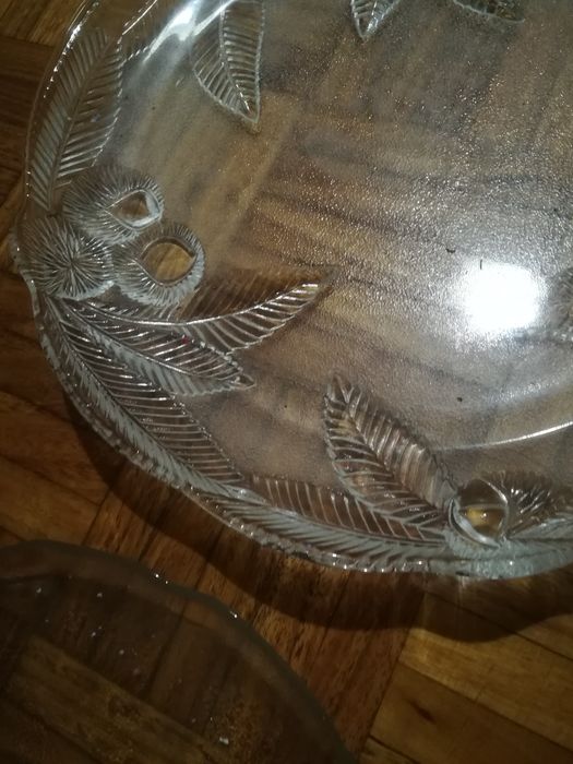 Glass Cake Plates424443297913251842