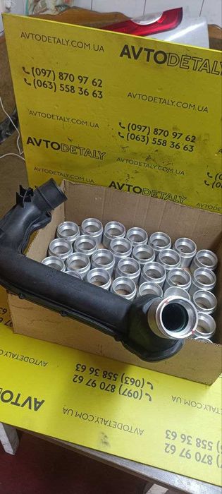 Патрубок интеркулера Renault Trafic Рено Трафик 2.0 реставрація втулка