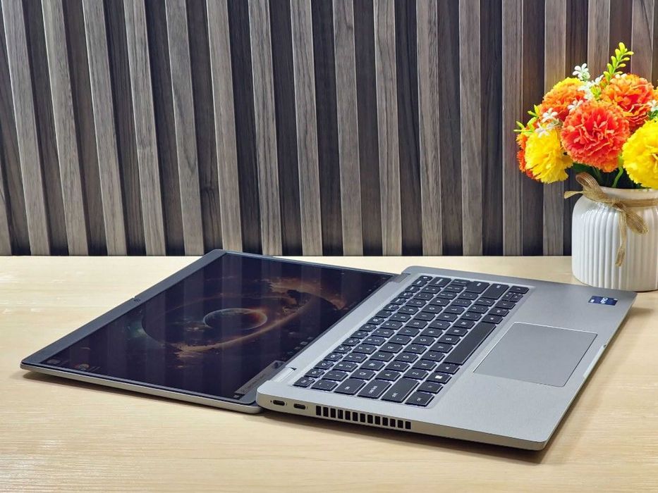 Dell Latitude 14" i5/16GB/256Nvme linha Profissional