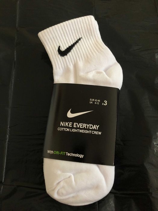 6 par skarpet Nike z czystego bawełny. Białe, krótkie, Rozmiar M/L
