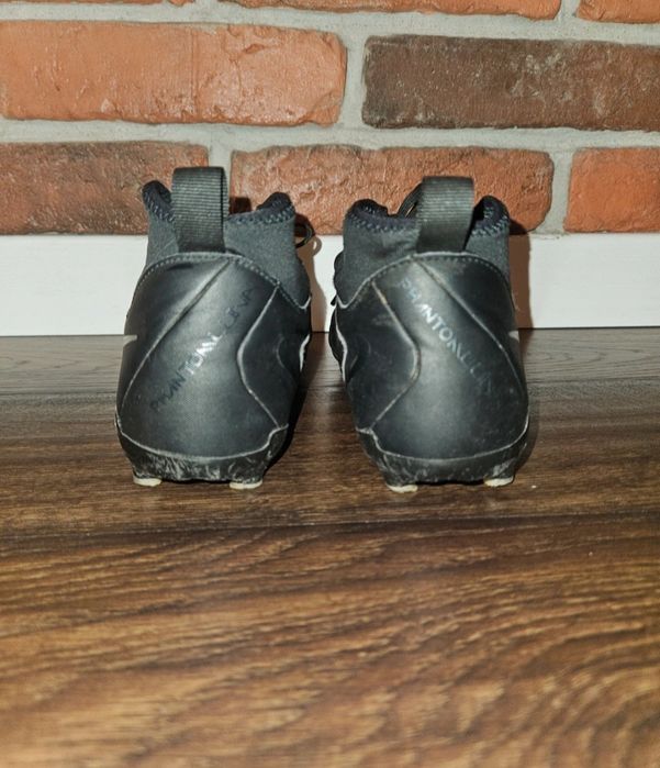 Korki Nike czarne rozmiar 38