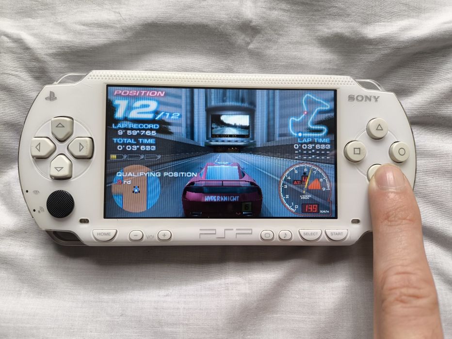PlayStation Portable (PSP 1000) Branca + Extras