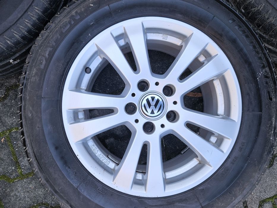 Felgi Koła 16" Vw Tiguan Audi Q3 5x112 Et33+215.65.16
