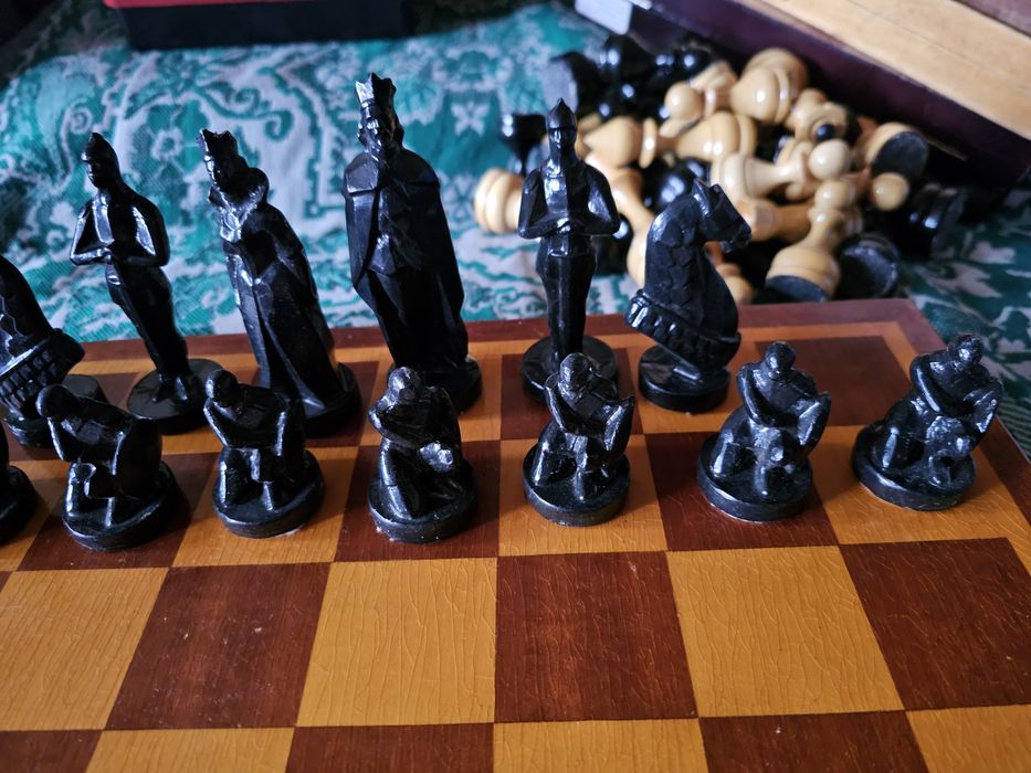 Шахматные фигуры рыцари